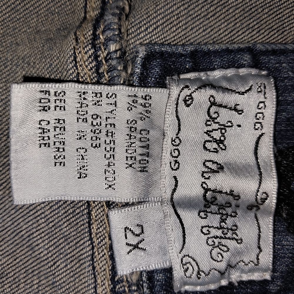 Live a Little Vintage Women's Blue Denim Jacket with Brass Button - Picture 7 of 8